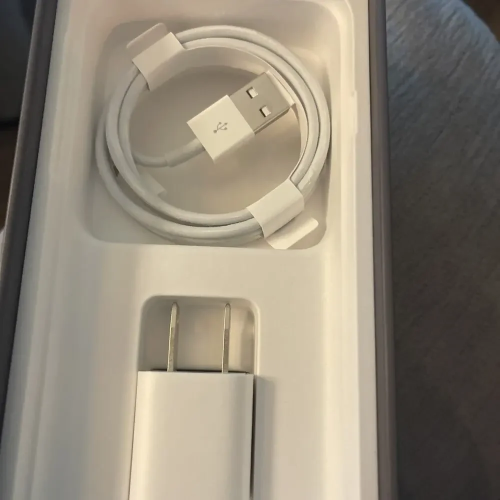 iPhone 8 64GB Space Gray - EMPTY BOX w/ accessories, NO PHONE. L1